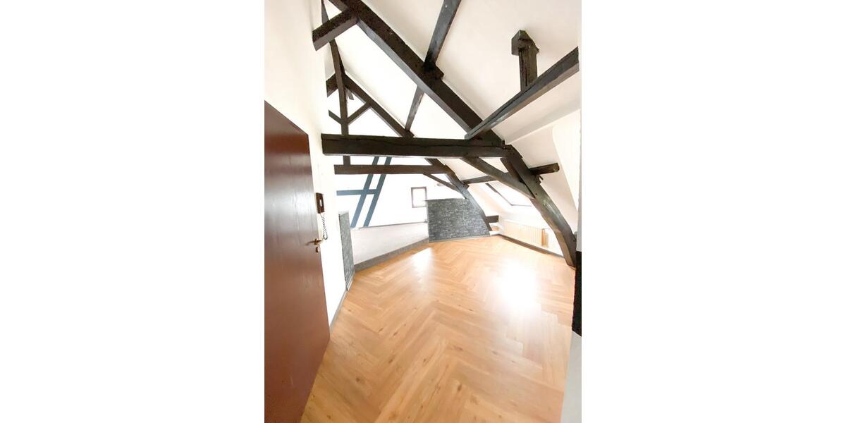 Dachgeschoßwohnung Alsdorf - 2 Zimmer, 89 m&sup2;, 650&euro; | Angebot:25655173