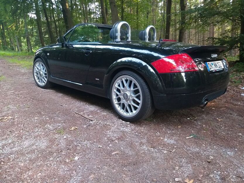 Audi TT 150.000 km 11.900 € Düren 52355