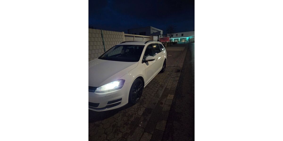 VW Golf 159.000 km 13.750 &euro; Duren 52349