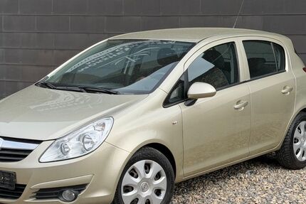Opel Corsa 75.000 km 3.999 &euro; Langerwehe 52379