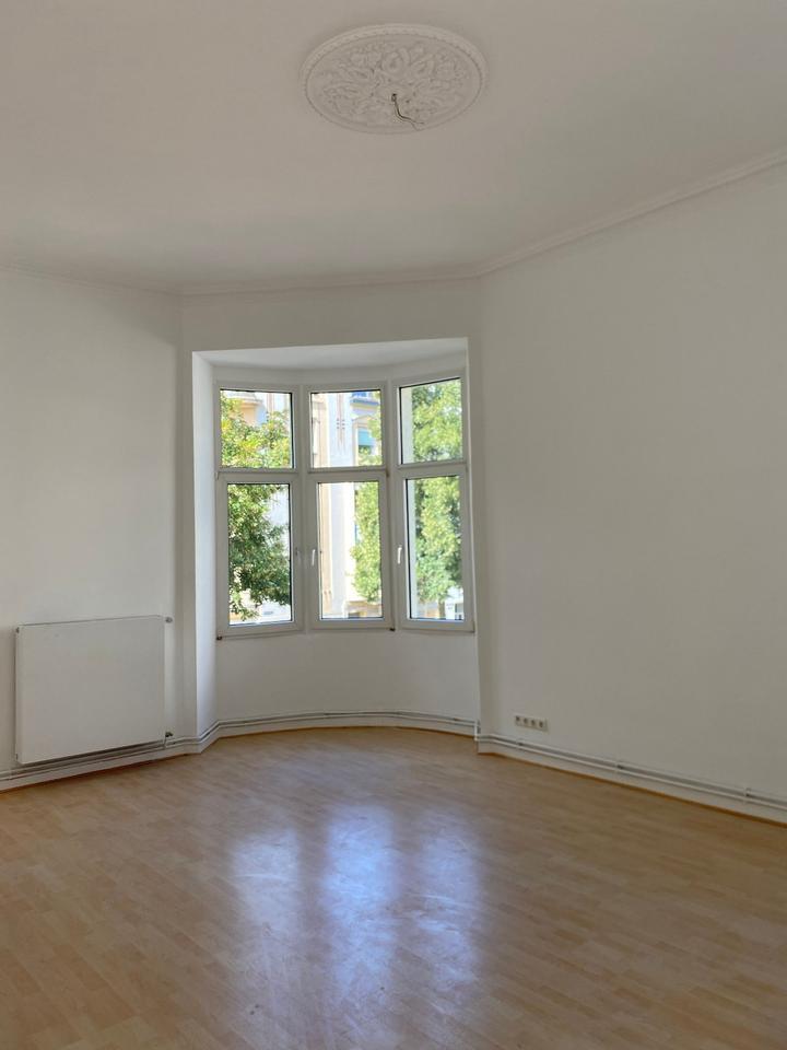 Schöne 4 Zimmerwohnung im Frankenberger Viertel, Altbau, Balkon