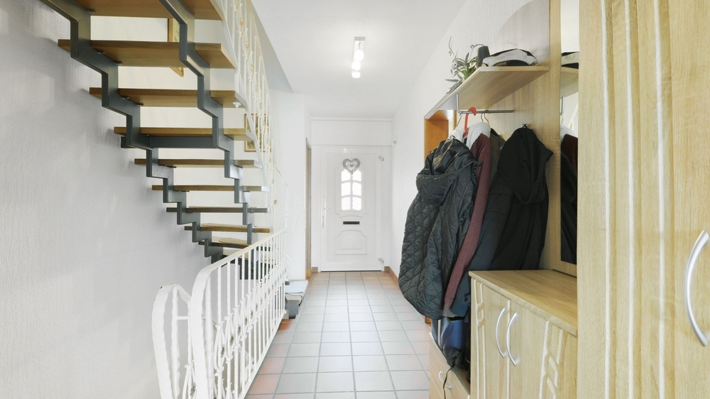 3D: Familienglück in ruhiger Lage - Sehr gepflegtes Einfamilienhaus mit Kamin, Balkon und viel Platz - Reihenendhaus Gangelt | Angebot:26777849