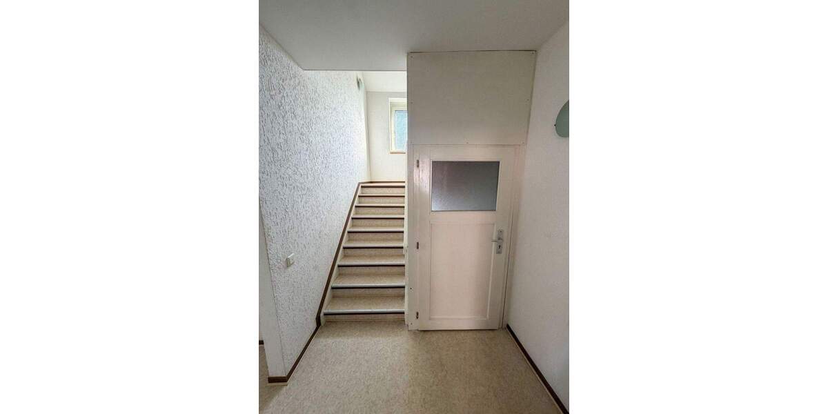Reihenmittelhaus Stolberg (Rheinland) / Büsbach Büsbach - 7 Zimmer, 173 m&sup2;, 375.000&euro; | Angebot:25686987