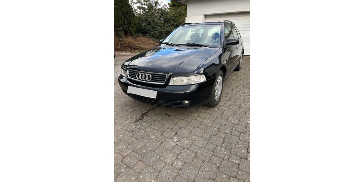 Audi A4 303.000 km 700 &euro; Würselen 52146