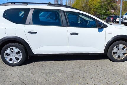 Dacia Jogger 69.012 km 13.899 &euro; Alsdorf (Nordrhein-Westfalen) 52477