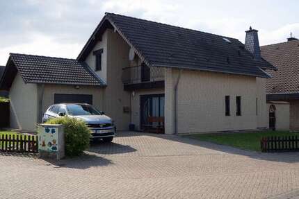 Haus Niederzier - 4.5 Zimmer, 112 m&sup2;, 385.000&euro; | Angebot:26301522