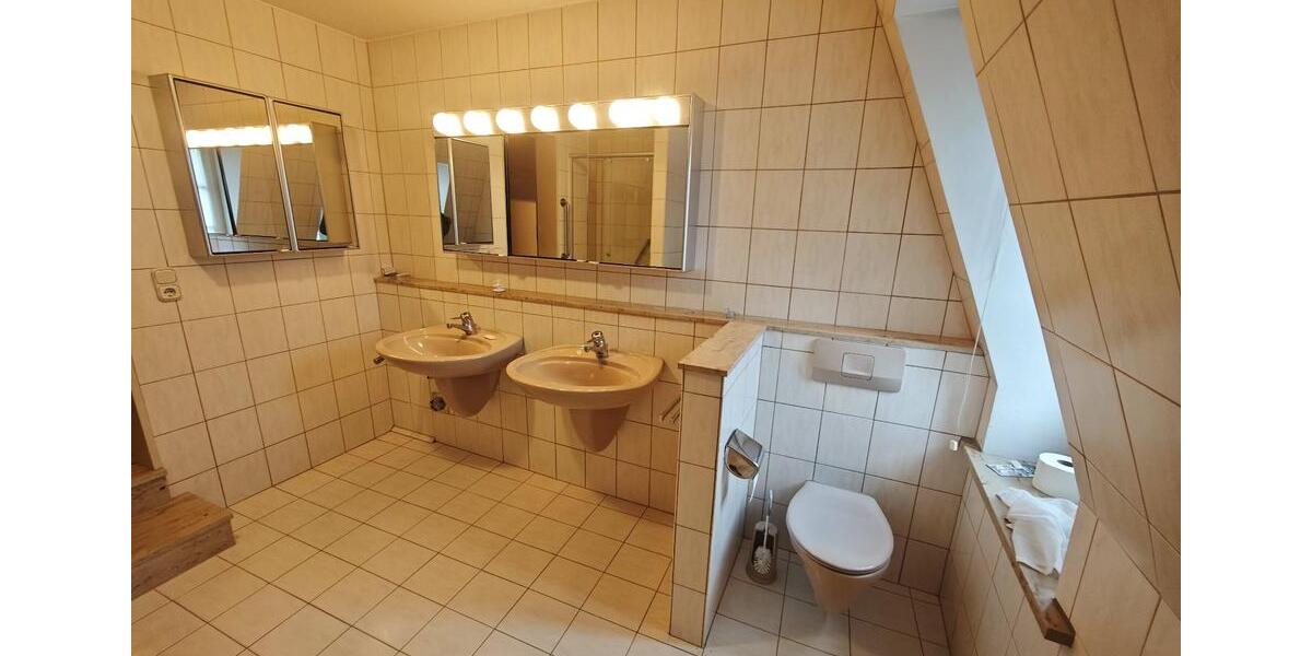 Etagenwohnung Aachen Aachen-Mitte - 3 Zimmer, 85 m&sup2;, 1.090&euro; | Angebot:25127485