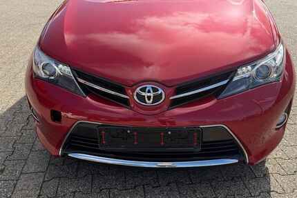 Toyota Auris 211.000 km 5.400 &euro; Alsdorf 52477