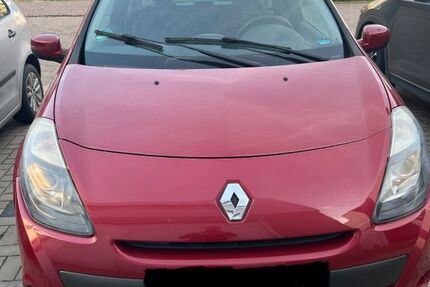 Renault Clio 157.000 km 1.990 &euro; aachen 52072