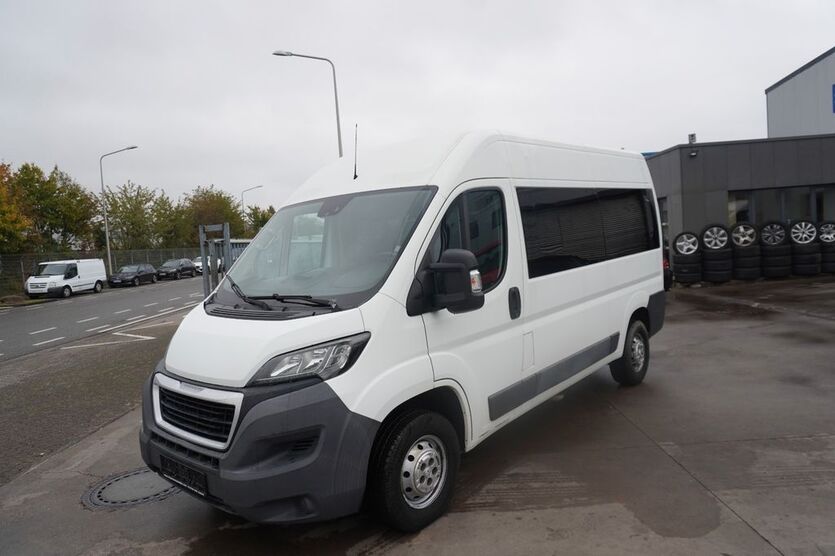 Peugeot Boxer 240.541 km 11.900 € Düren 52353