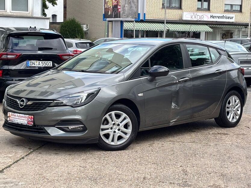 Opel Astra 79.987 km 9.499 € Düren 52353