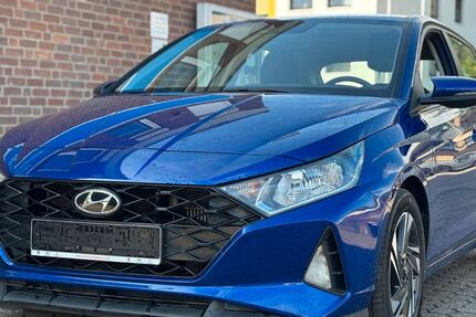 Hyundai i20 47.400 km 13.700 € Düren 52349