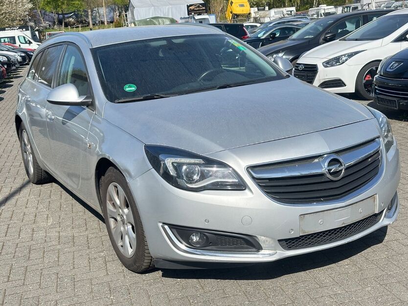 Opel Insignia 249.000 km 4.200 € Aachen 52070