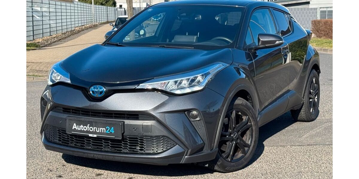 Toyota C-HR 32.000 km 22.999 &euro; Jülich 52428