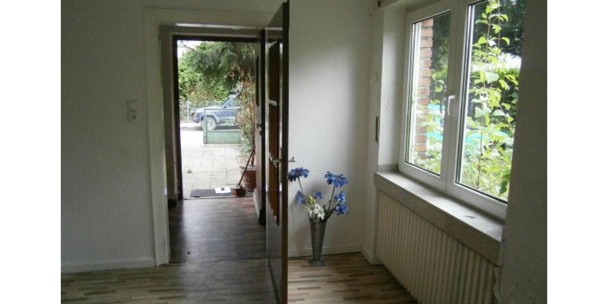 Erdgeschoßwohnung Aachen Aachen-Mitte - 4 Zimmer, 75 m&sup2;, 145.000&euro; | Angebot:25498387