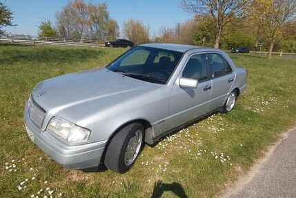 Mercedes C 180