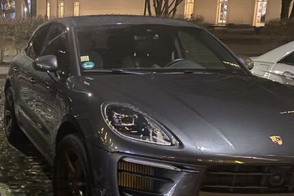 Porsche Macan 18.400 km 74.750 &euro; Aachen 52078