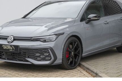 VW Golf 5.905 km 40.980 € Düren 52351