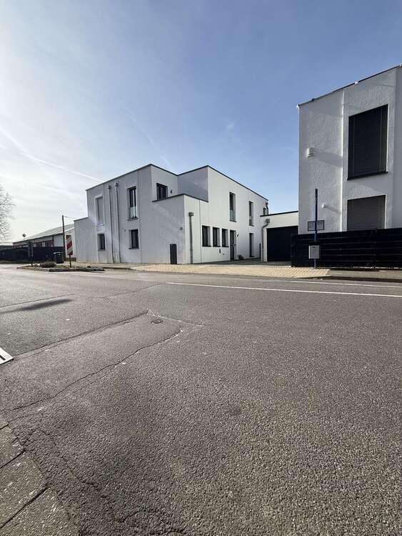 Haus zum Kaufen in Niederzier 495.000 € 154.3 m²