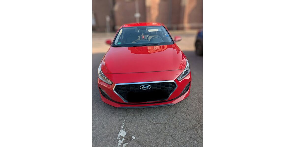 Hyundai i30 54.000 km 12.900 &euro; Gangelt 52538