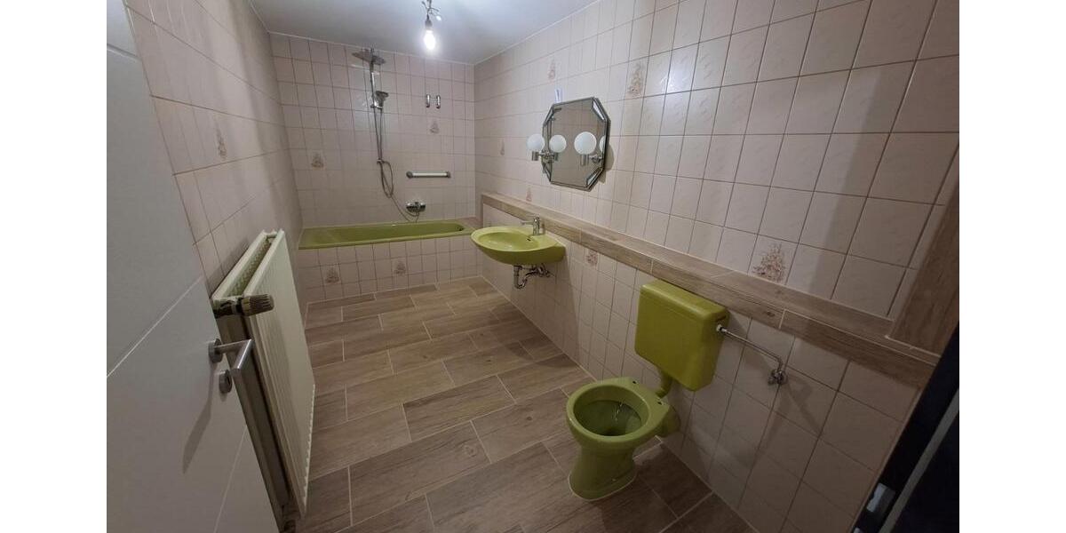 Doppelhaushälfte Aachen Aachen-Mitte - 3.5 Zimmer, 108 m&sup2;, 1.250&euro; | Angebot:26025205