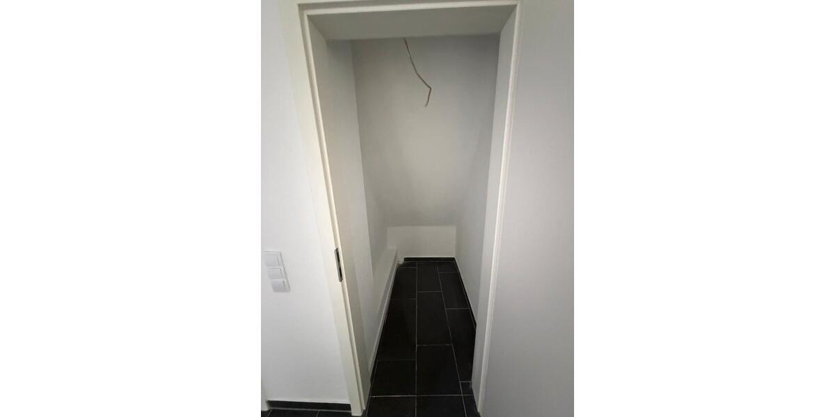 Dachgeschoßwohnung Übach-Palenberg Palenberg - 3 Zimmer, 90 m&sup2;, 900&euro; | Angebot:26278466