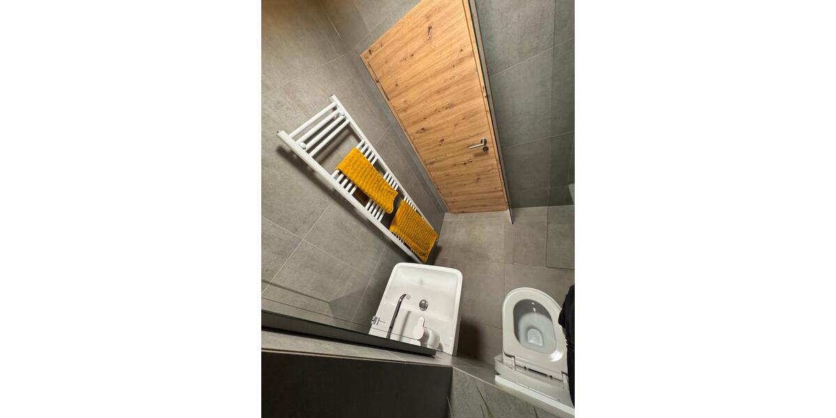 Dachgeschoßwohnung Eschweiler - 2 Zimmer, 45 m&sup2;, 1.300&euro; | Angebot:26447976