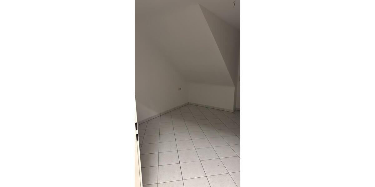 Dachgeschoßwohnung Aachen Eilendorf - 2 Zimmer, 55 m&sup2;, 615&euro; | Angebot:26444560