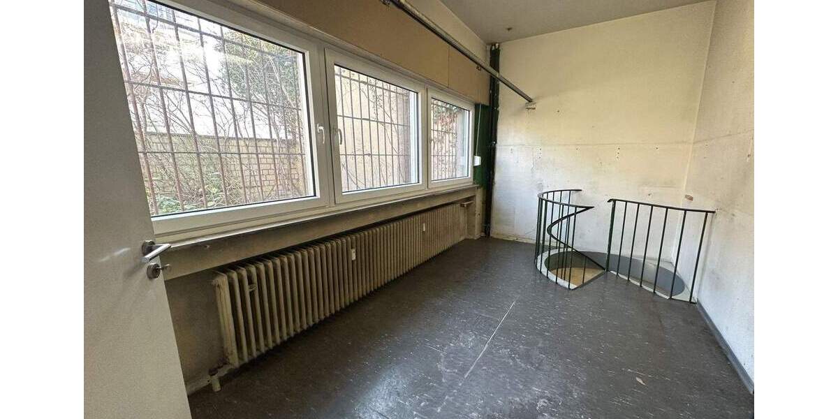 Gewerbeobjekt Düren - 2 Zimmer, 650&euro; | Angebot:25473857