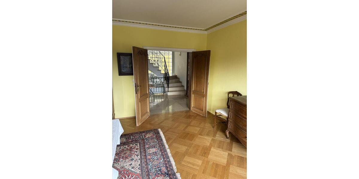 Einfamilienhaus Kreuzau - 7 Zimmer, 200 m&sup2;, 1.850&euro; | Angebot:26137348