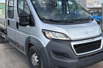 Peugeot Boxer 221.000 km 8.980 &euro; Düren 52351