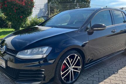 VW Golf 126.000 km 15.490 € Eschweiler 52249