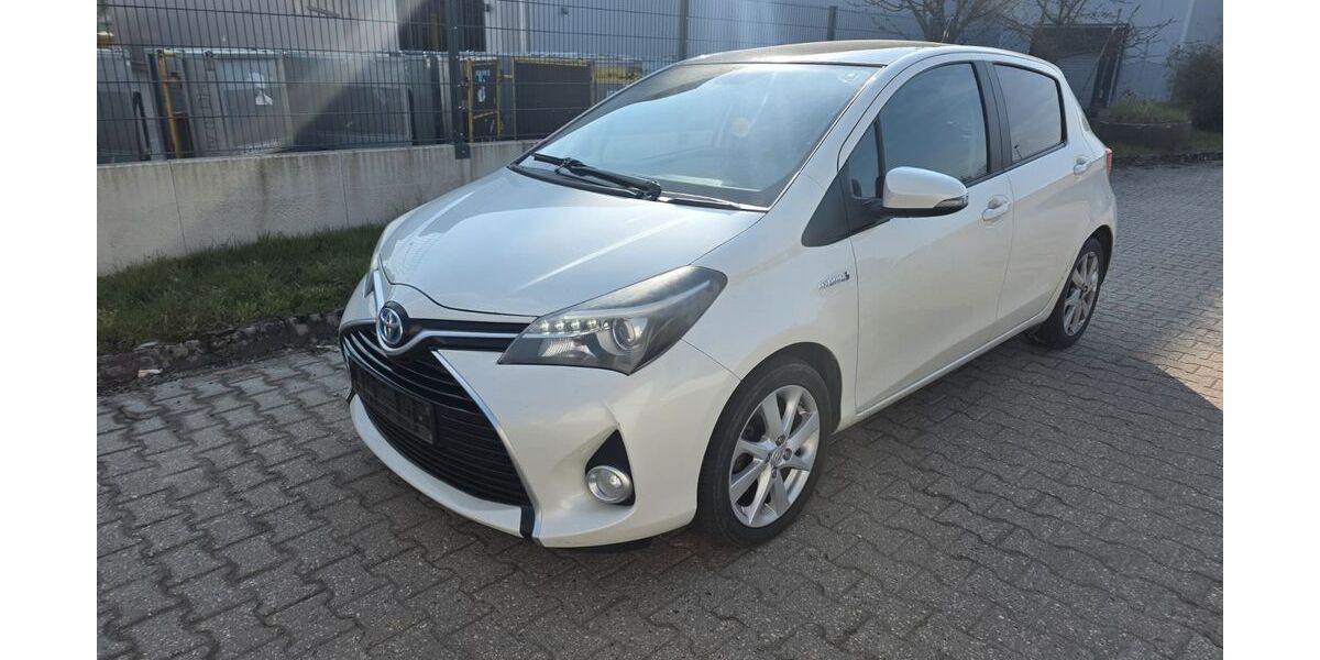 Toyota Yaris 284.000 km 6.600 &euro; Eschweiler 52249