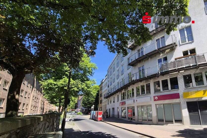 Unmittelbar am SuperC gelegene vermietete Eigentumswohnung mit traumhafter Terrasse