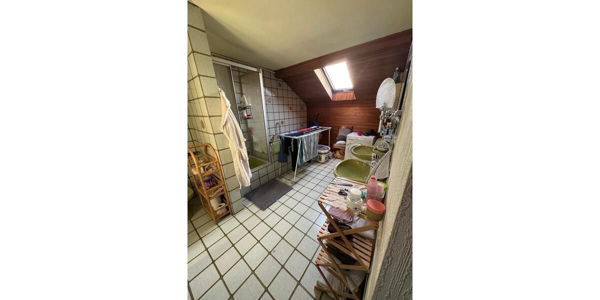 Dachgeschoßwohnung Stolberg (Rhld.) Büsbach - 1 Zimmer, 46 m&sup2;, 450&euro; | Angebot:26223529