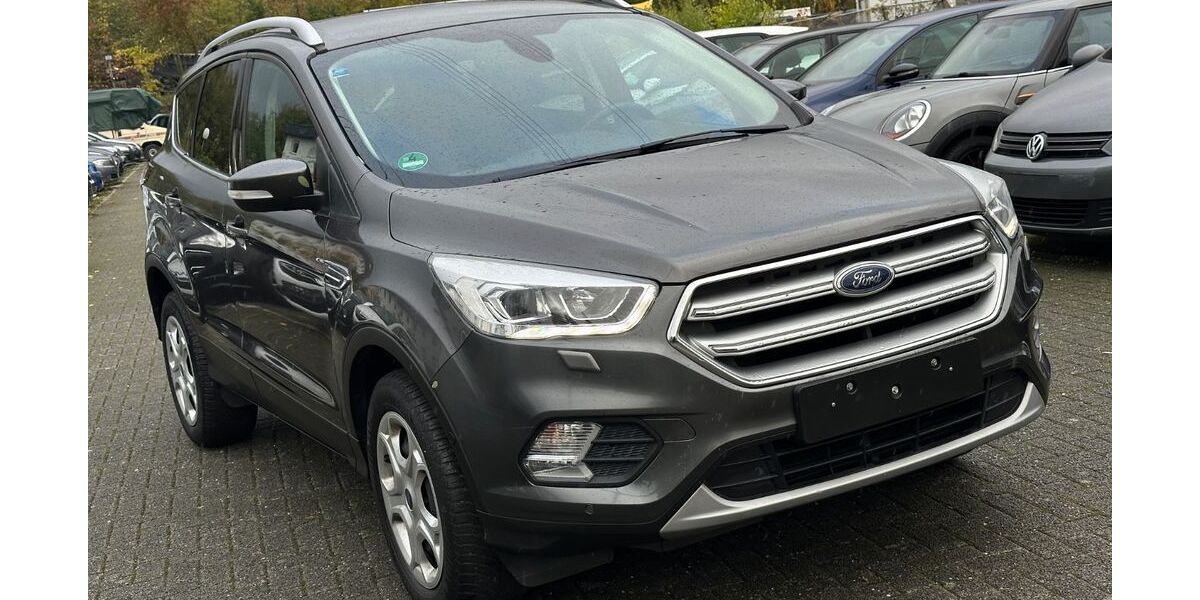 Ford Kuga 96.000 km 10.900 &euro; Aachen 52070