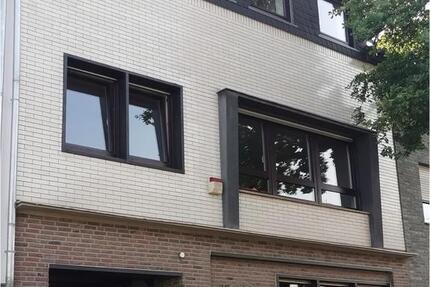 Haus Alsdorf - 9 Zimmer, 210 m&sup2;, 399.000&euro; | Angebot:27009075