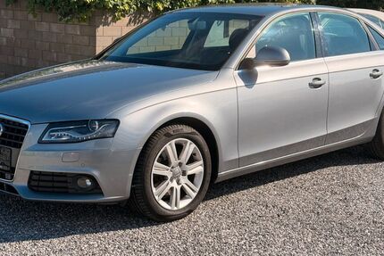 Audi A4 88.000 km 9.990 &euro; Düren 52351