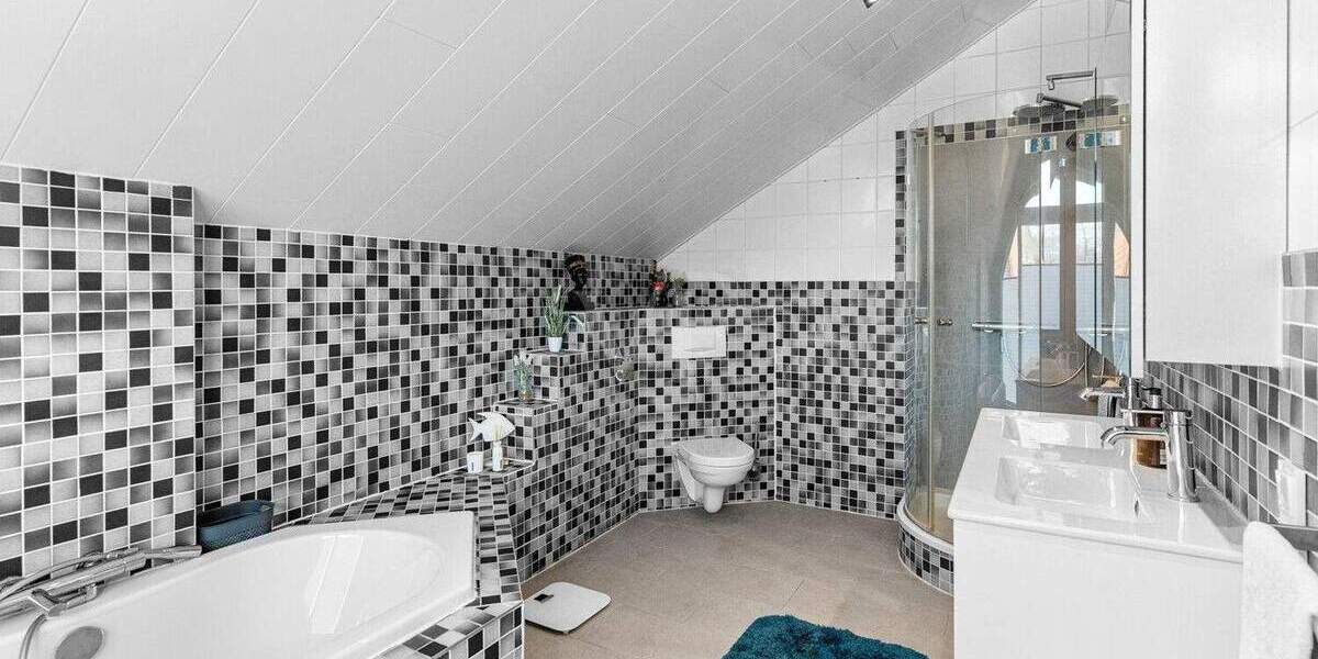 Einfamilienhaus Jülich Bourheim - 4 Zimmer, 119 m&sup2;, 465.000&euro; | Angebot:25695055