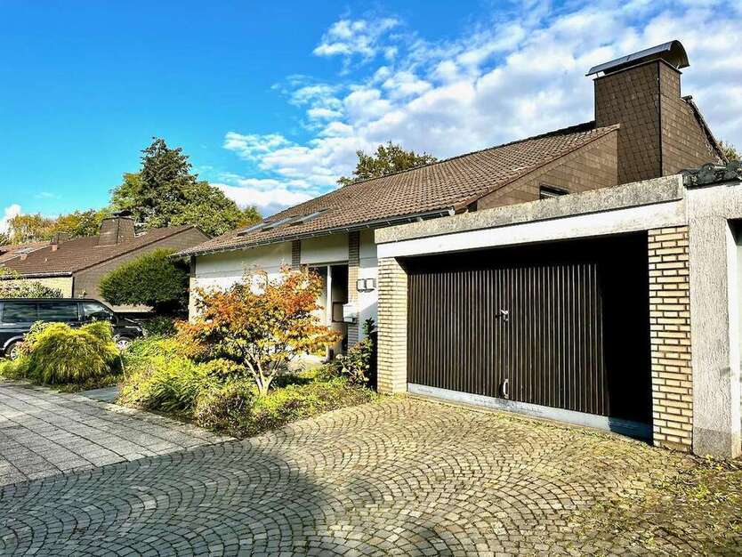 Haus zum Kaufen in Aachen 800.000 € 243 m²