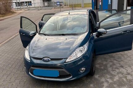 Ford Fiesta 98.000 km 3.650 &euro; Nideggen 52385