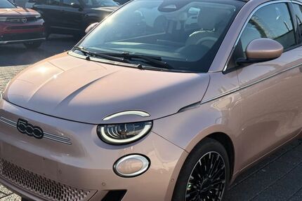 Fiat 500e 48.230 km 20.970 &euro; Alsdorf-Hoengen (bei Aachen) 52477