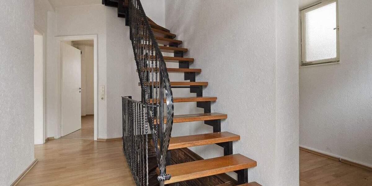 Mehrfamilienhaus, Wohnhaus Geilenkirchen - 6 Zimmer, 140 m&sup2;, 369.000&euro; | Angebot:25707174