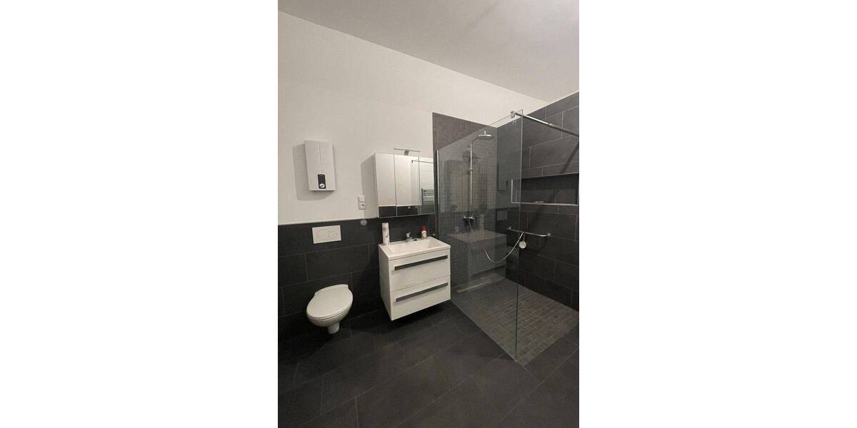 Etagenwohnung Aachen Aachen-Mitte - 3 Zimmer, 90 m&sup2;, 1.200&euro; | Angebot:26885026