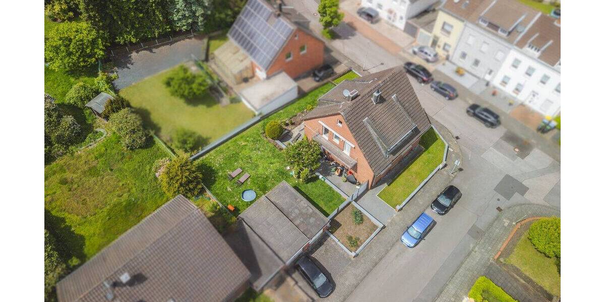 Mehrfamilienhaus, Wohnhaus Herzogenrath - 6 Zimmer, 143 m&sup2;, 389.000&euro; | Angebot:26917524