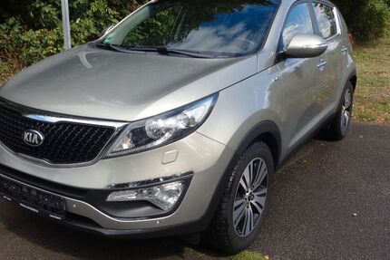 Kia Sportage 80.000 km 11.950 &euro; Alsdorf 52477