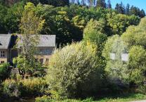 Wohnung in TOP LAGE - Oase in der Eifel - 4 Personen + 2 Hunde