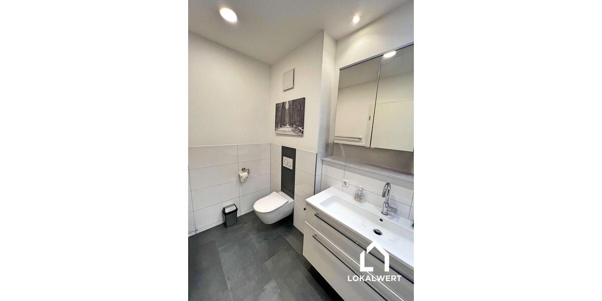 Exklusive 2,5-Zi. Wohnung mit Dachterrasse, Einbauküche & top Ausstattung in zentraler Lage 2.5 zimmer