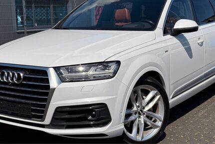 Audi Q7 209.000 km 24.999 &euro; Übach-Palenberg ( nähe Aachen ) 52531