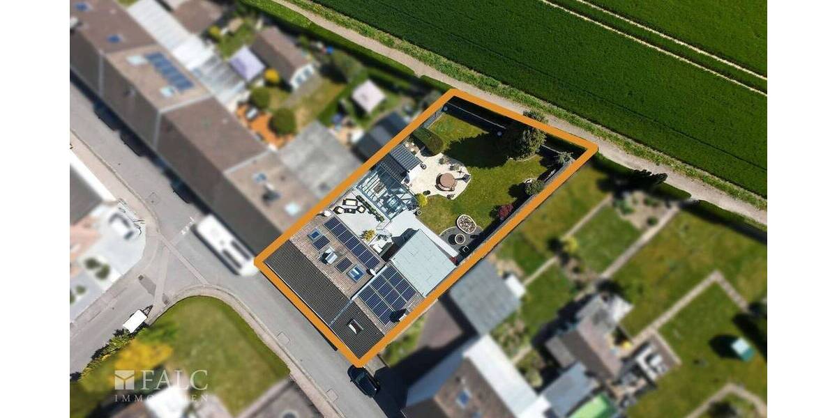 Reihenendhaus Alsdorf Ost - 8 Zimmer, 222 m&sup2;, 498.000&euro; | Angebot:26820177
